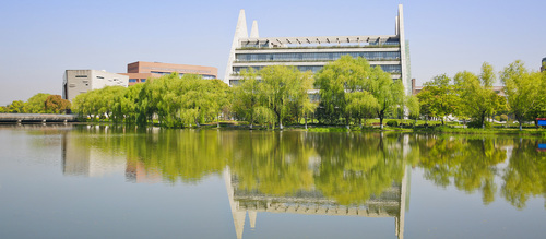 上海工程技术大学 (1).jpg